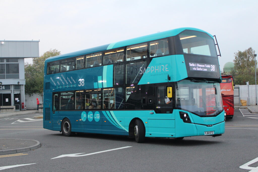 Arriva Midlands 4600 (4)